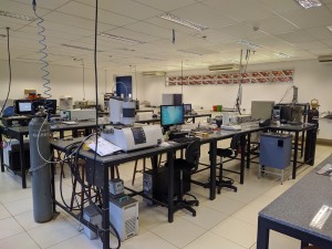Lab. Multiusuário de Caracterização de Materiais (MultMat/ZEB)