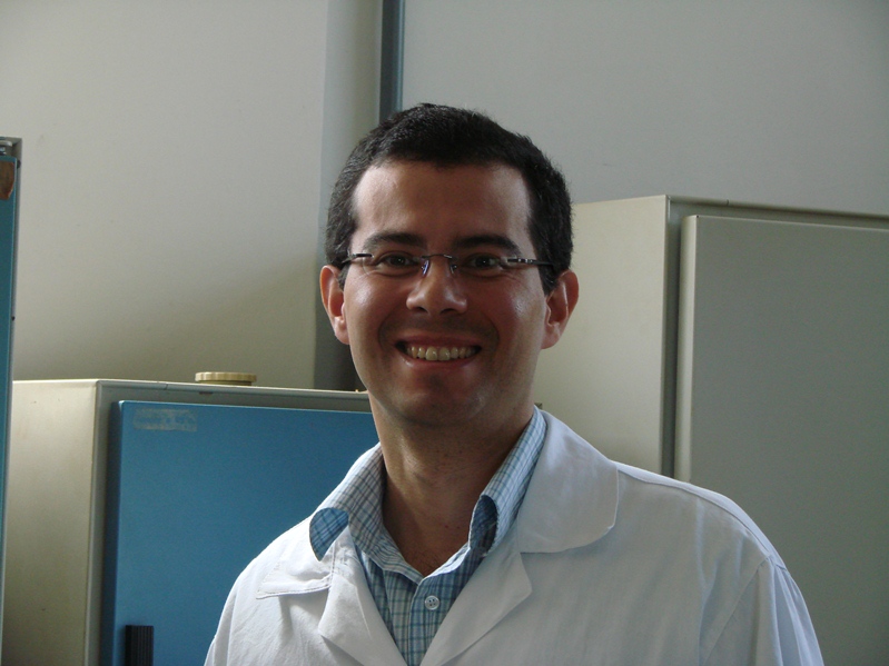 Prof. Dr. Ricardo Luiz Moro de Sousa