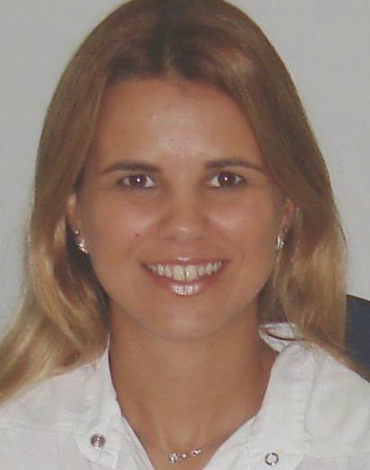 Profa. Dra. Angélica Simone Cravo Pereira